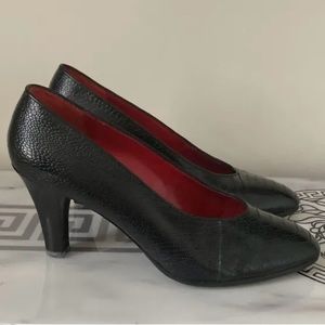 Black heels YSL